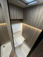 Thetford C403 Caravan & Motorhome Cassette Toilet - Image 3